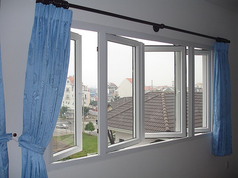 Cửa sổ nhôm kính mở quay