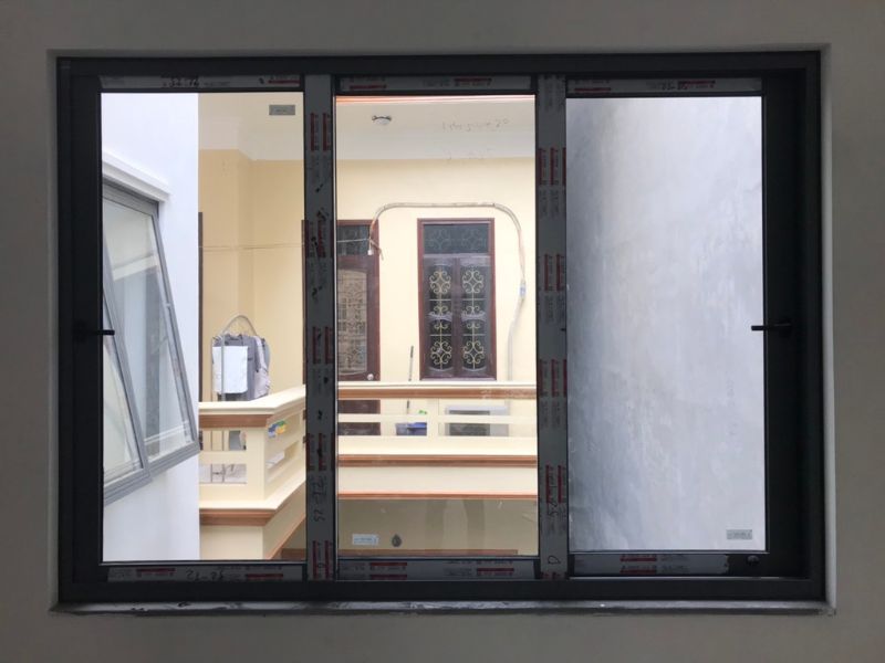 Cửa sổ nhôm kính trượt lùa