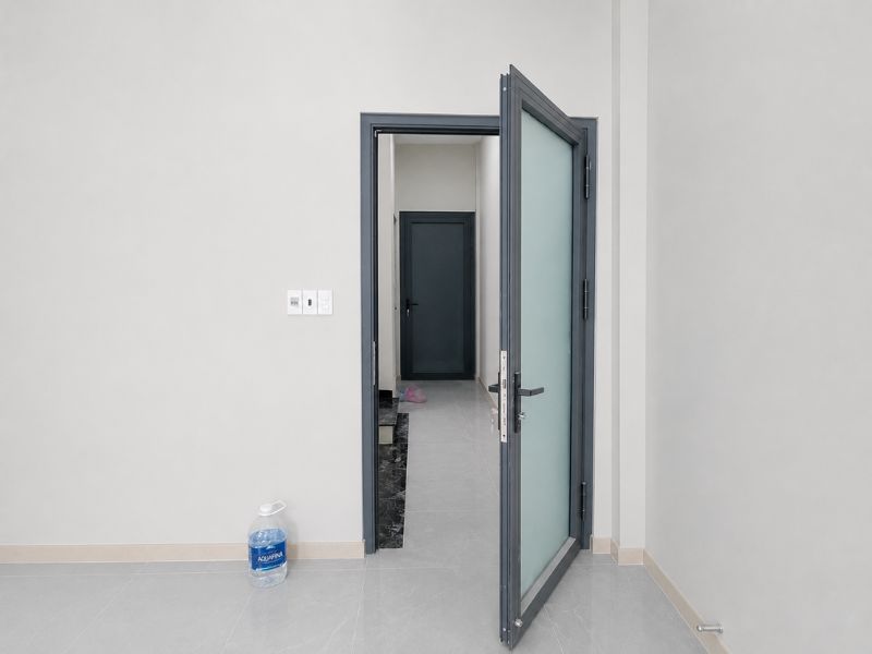 Mẫu cửa nhôm kính 1 cánh